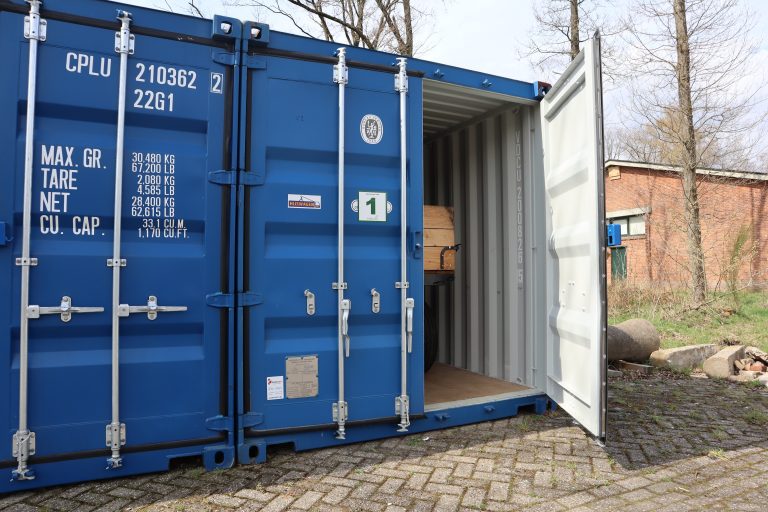 zeecontainer 20ft blauw