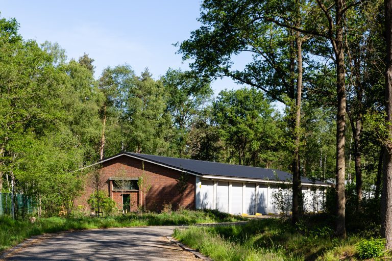 bedrijvenpark veldhuizen gebouw loods mobilisatiecomplex
